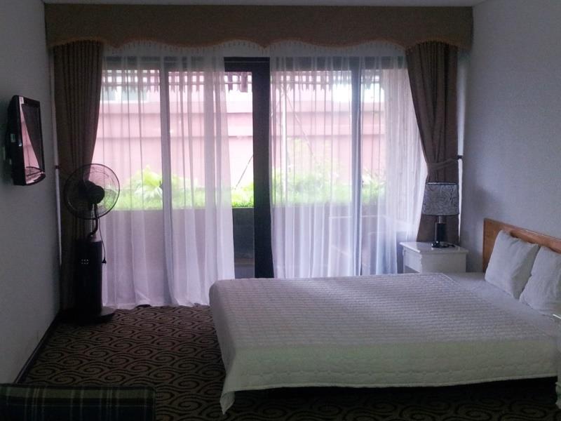 ホテルKhach San Thuong Mai Yen Thinh エクステリア 写真