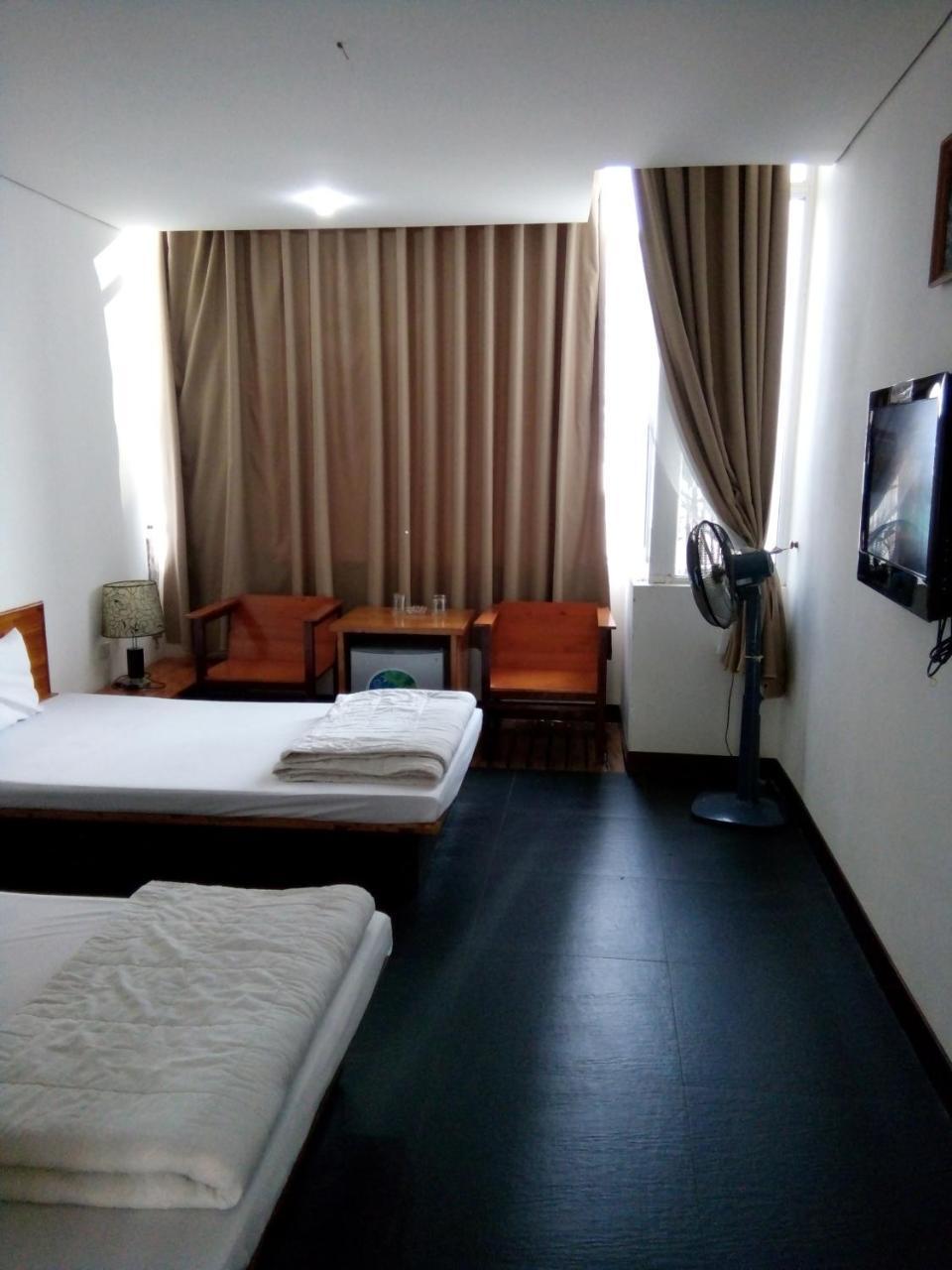 ホテルKhach San Thuong Mai Yen Thinh エクステリア 写真