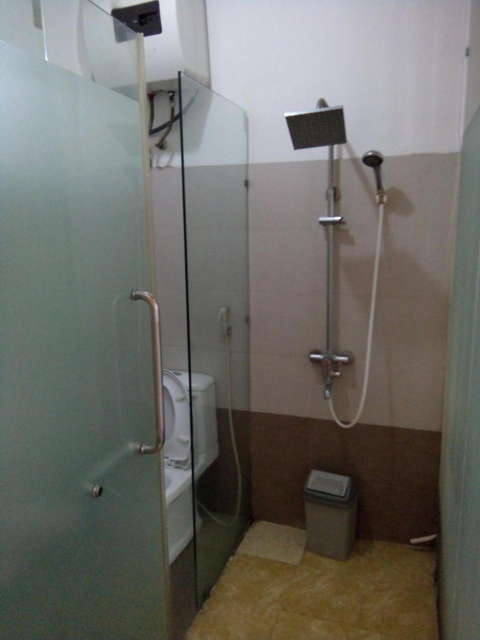 ホテルKhach San Thuong Mai Yen Thinh エクステリア 写真